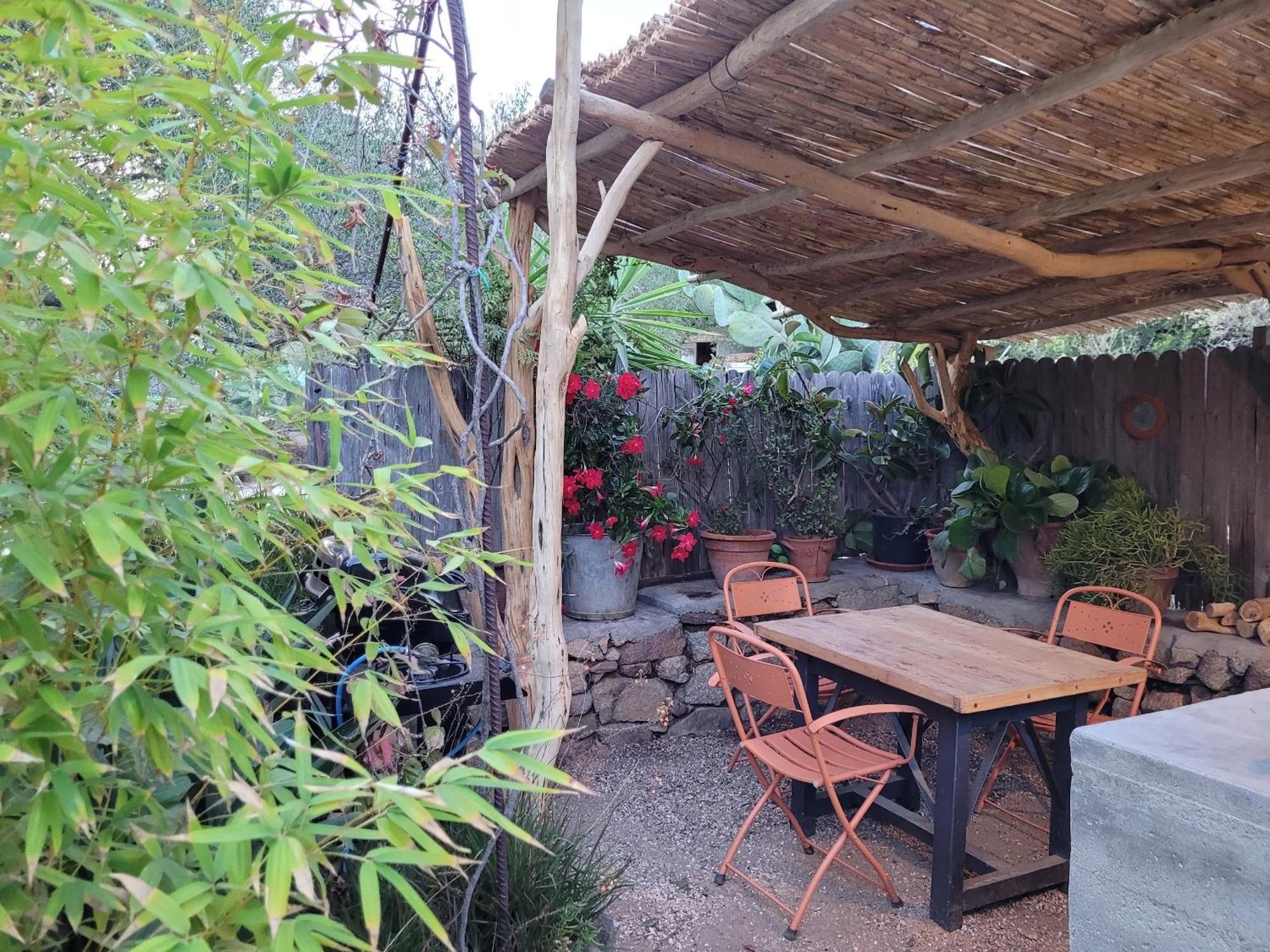 Stazzu La Capretta Farm Camping & Guest Rooms Olbia Eksteriør bilde